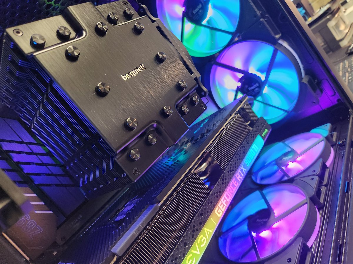 JetTechCustoms's tweet image. One thing you will NEVER see us do is criticize someone's build, or another companies work. That's just not who we are. If you are happy with your system, that is ALL that matters!