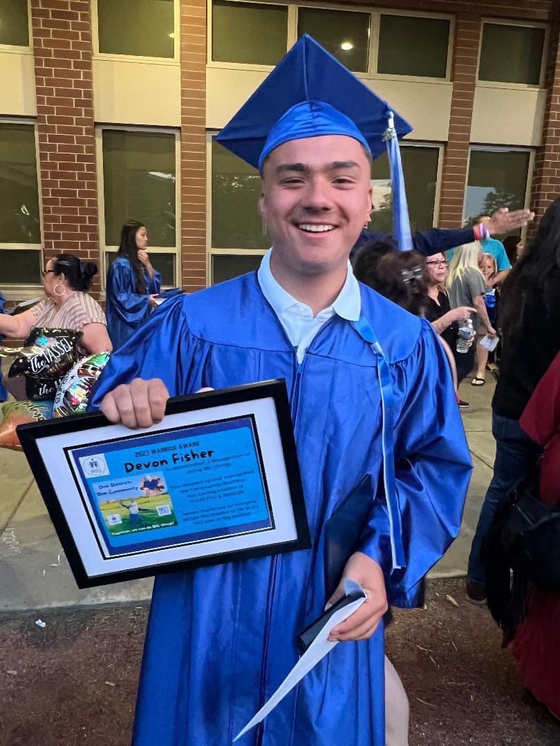 BIGhollowPTO's tweet photo. The Warrior Award will be given to the graduating student who does BIG things, fills the shoes of BIGgie the Warrior &amp; exemplifies the Community-Building, Fun-Loving mission of YOUR PTO 

Devon brought BIGgie to life with energy &amp; enthusiasm

Together, we can do BIG things💙 https://t.co/FgmYGZOkM7
