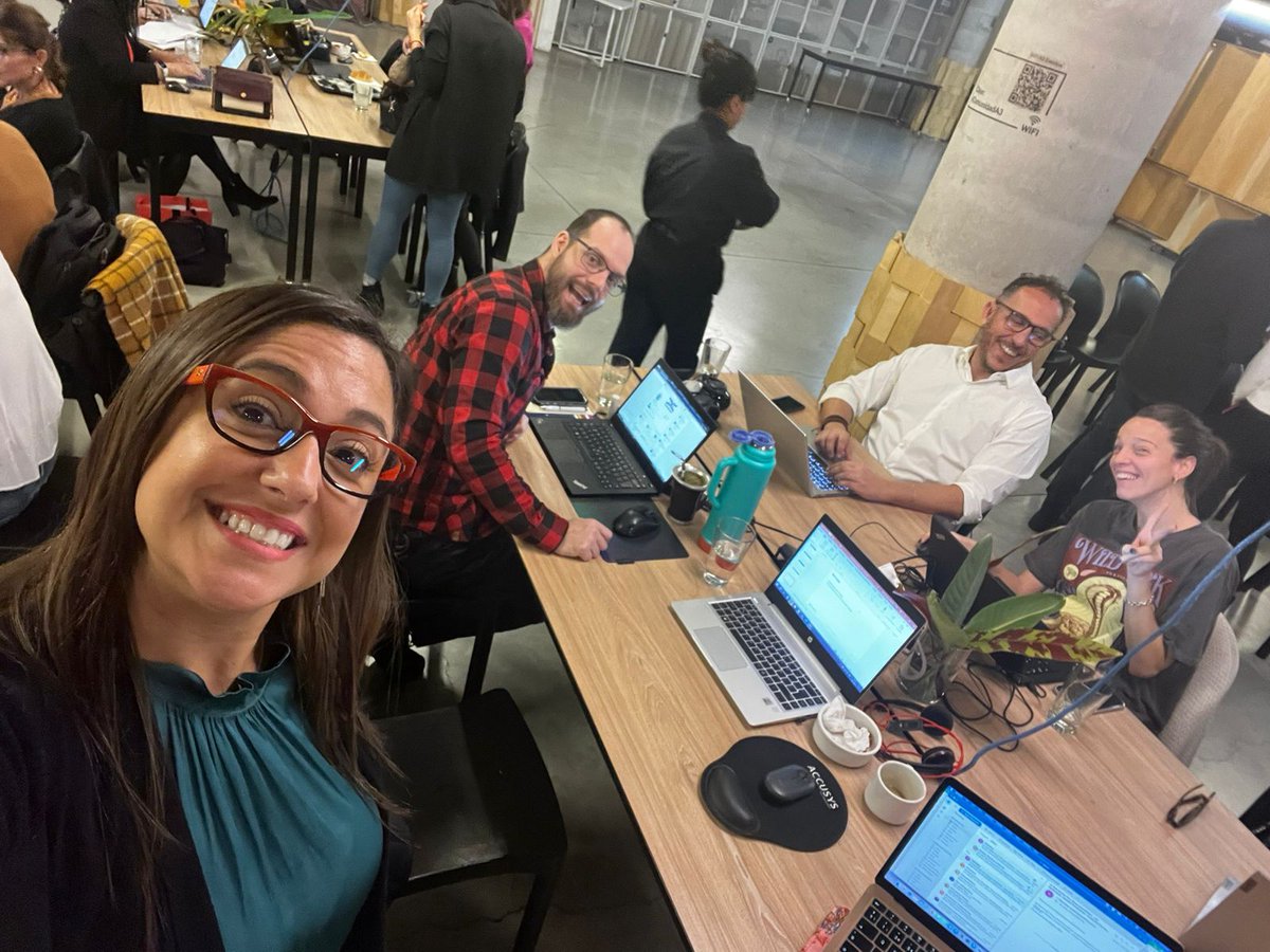 dlrecruiter's tweet photo. #Coworking with #TeamPierpoint in #BuenosAires
Thankful to have such a great team. It's never a dull moment. Many times stressful, but never dull. Who said #recruiting had to be a solo job.
#teamworkmakesthedreamwork
#TeamDXC #Pierpoint #DXCTechnology #RPO https://t.co/nGsG9Oo2gt