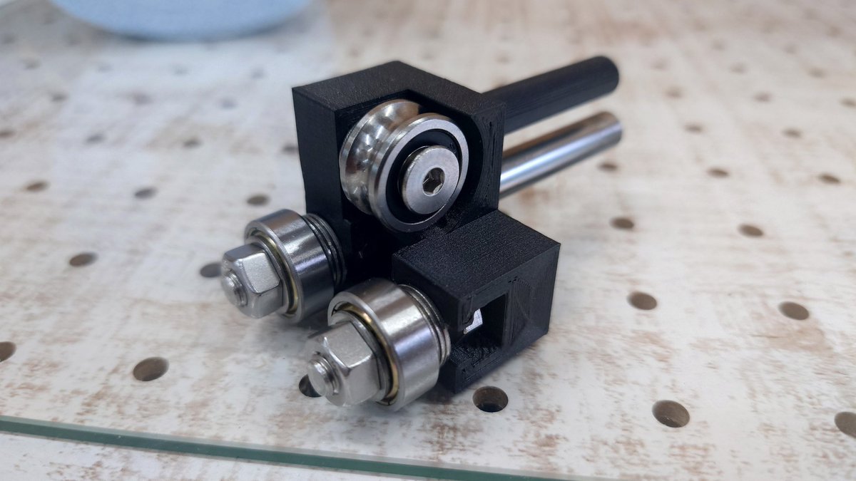 kyosuke_tbf2020's tweet photo. ボロボロになるバンドソーテーブルインサートも合間に作ってみた(PETG)
オフの店で300円で売ってるから買ったほうが良いかもですね(笑)
オマケで付けようかしら🤔
ベアリングガイドは最終形に
susパイプでイモネジ固定部を補強
ボルト・ナットを全てSUSへ
#REXON #バンドソー #木工 #diy https://t.co/lvai0aJIW3