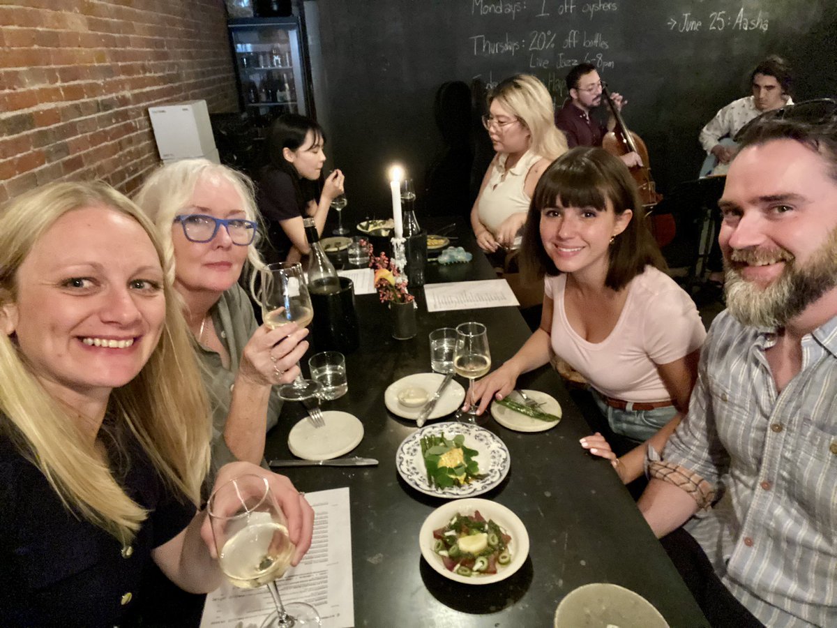 Our first talk of the Canada trip complete! 🇨🇦 - Using virtual environments to explore the ‘dysfunctional’ expertise of burglars and sex offenders. 
Thank you for hosting us <a href="/ryan_fitz9erald/">Ryan Fitzgerald</a> and fabulous to see you! 😊 
<a href="/HellishNee/">Claire Nee 🇮🇪💙</a> <a href="/UoPForensicPsyc/">ICRFP</a> @uop_psychology <a href="/SFU/">Simon Fraser University</a> <a href="/MPICSL/">MPI-CSL, Freiburg</a>