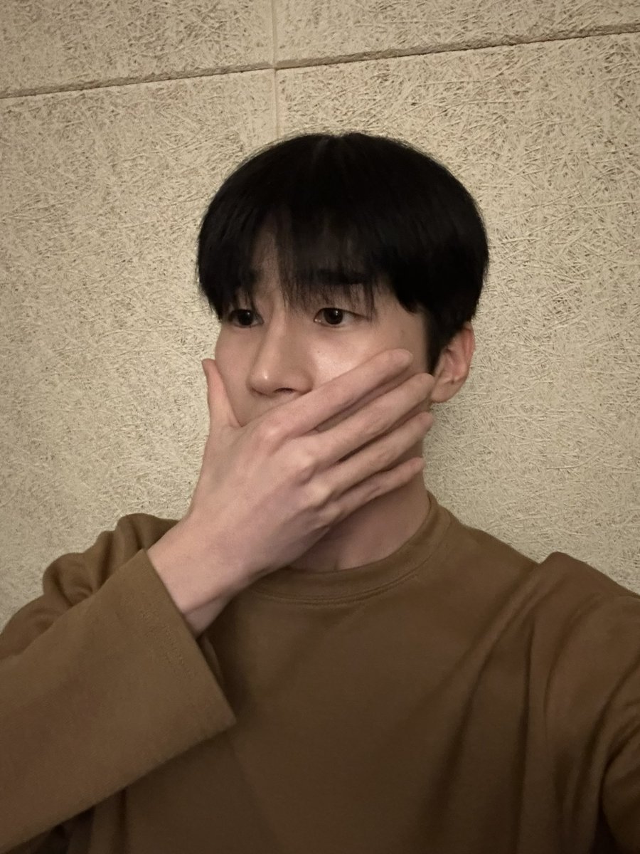 wooya_twt's tweet photo. 나만 실감나는 거 아니지 https://t.co/qo0MMGfbbA