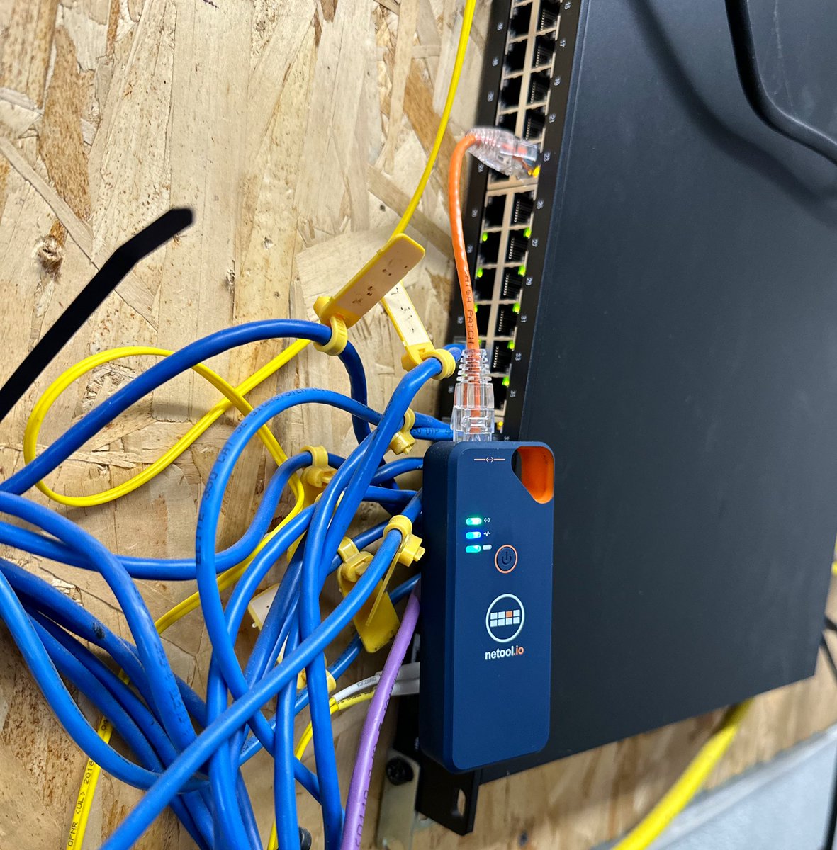 netool_io's tweet image. My netool.io Pro2 is always on the case. #MYSTERY #networking #networksecurity #infosec