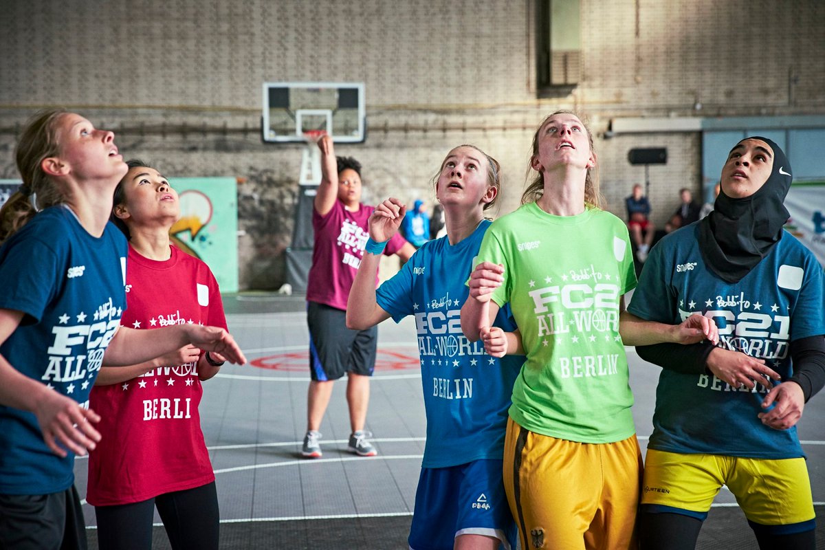 FC21CA's tweet photo. .MONTREAL!

@FullCourt21CA: The World's Most Unique Basketball Tournament Is Back!

But Before #HoopersHoop, In Partnership With @BallHerWay, We're Celebrating Women In Sneaker Culture x Basketball With #LadiesFirst!

7.14.23
https://t.co/6n6ff9apLG

See You Soon!
#FC21CA #DoWork https://t.co/rOBwEscoRP