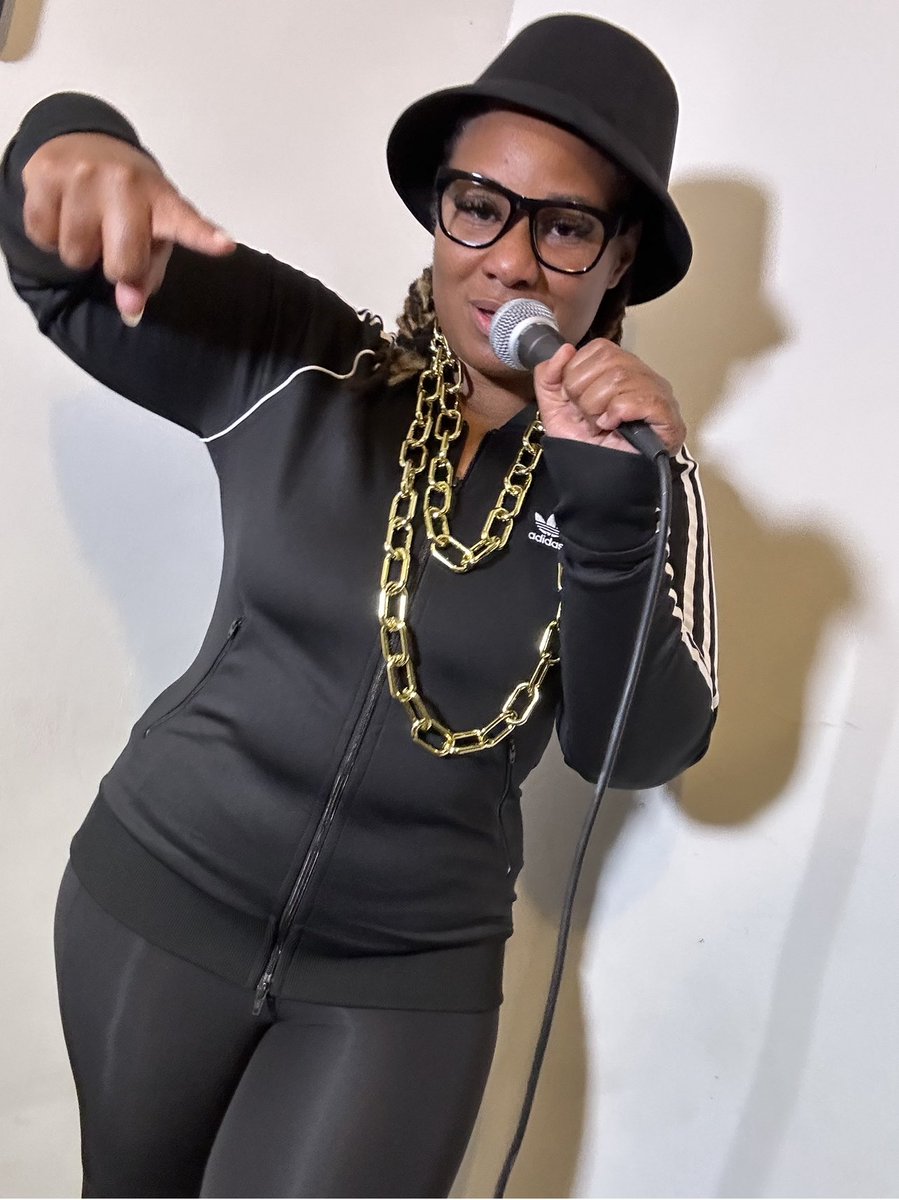 Aisha Adams (Nappy Thoughts) tweet media