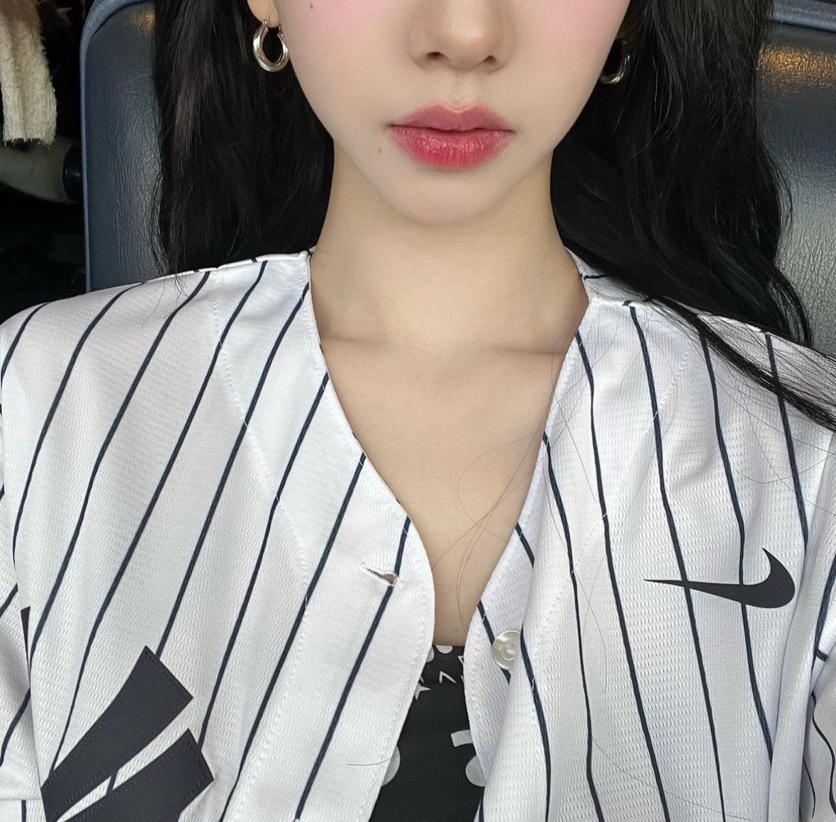 yjminsta's tweet photo. Karina has updated instagram! (1) https://t.co/emod2s0IfS
