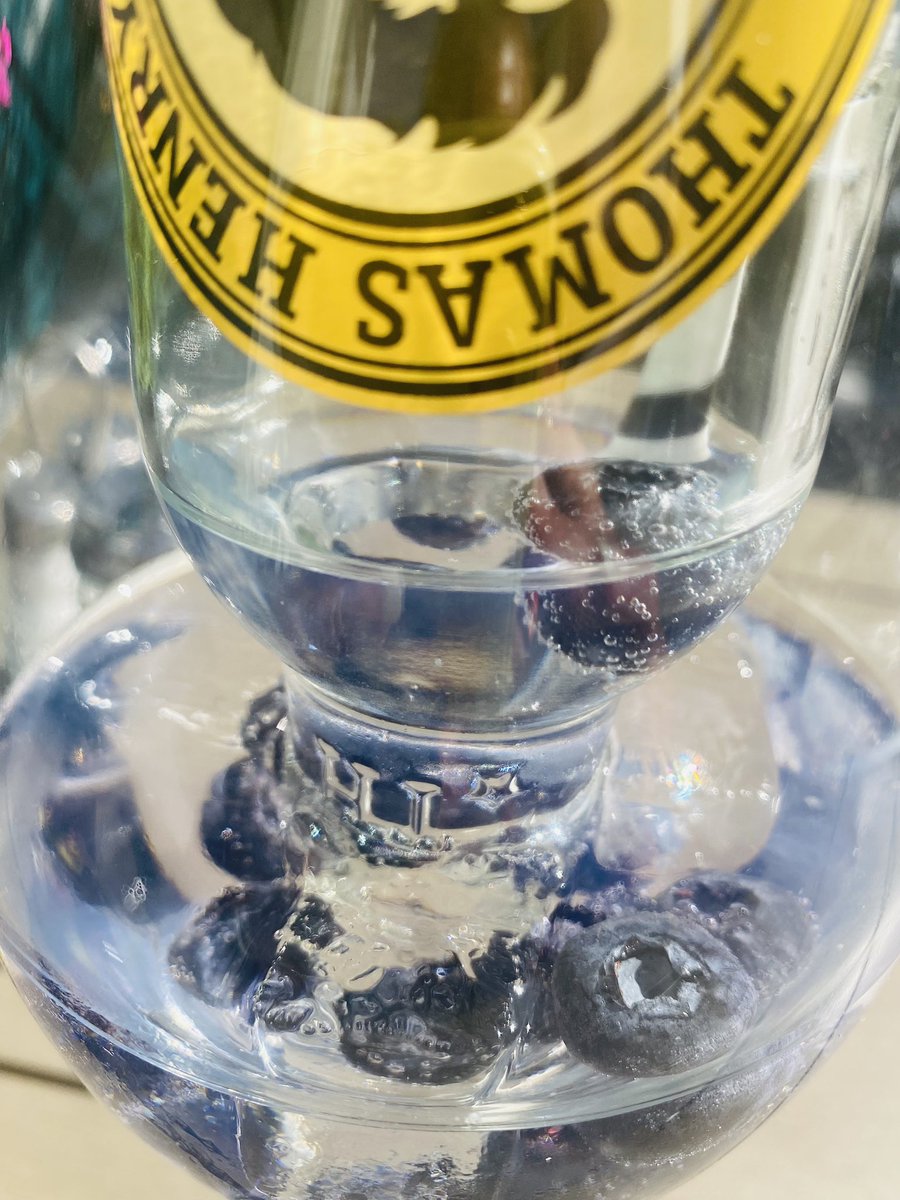 SaSaLaSharif's tweet photo. I 💚 #MINT 
I 💖 #TECH
I burn 4 #EXPERIMENTS ❤️‍🔥

Cheers 2 #Science 🥂

@PinkerPfau
@BolligGreta
@psb_dc
@pierrepinna aka #PETRUS 
@TomRaftery 🎩
@robmay70
@edwindiender 🧡
@AzurFlorian
@RosyCoaching
@ELCavalos

#GinTonic #WaterIsLife 💧
#WeAreWater 💧
#Science4Life
#LifeStudies https://t.co/R4mK4FIEuM
