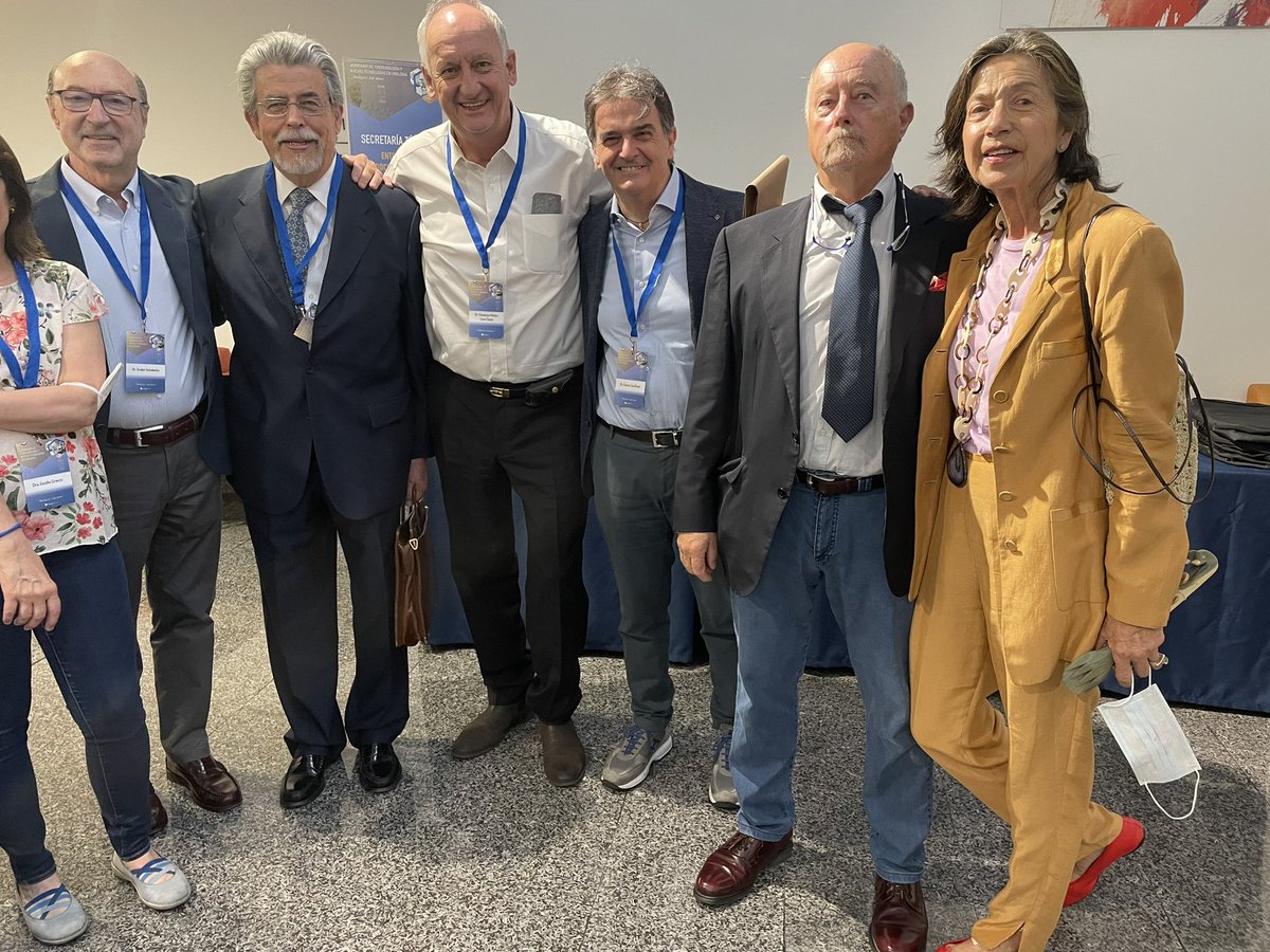 With 2 of my Master in endourology. <a href="/ValdiviaUria/">José Gabriel Valdivia Uría</a> and <a href="/GasparIbarluzea/">gaspar ibarluzea</a> 
Thank you for everything
Buona vida Maestri!!!
<a href="/dperfen/">Daniel Pérez Fentes</a> <a href="/CarlosTorrecil6/">Carlos Torrecilla</a> @