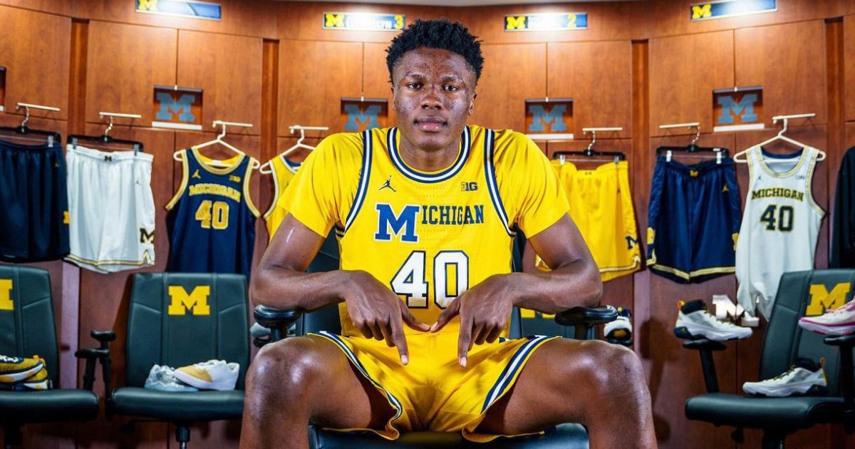 Five-star Flory Bidunga, the top-ranked center in 2024, recaps his recent official visit to Michigan and addresses reclassification rumors while at the Pangos All-American Camp (On3+): on3.com/college/michig…