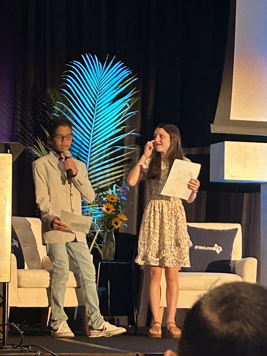 Wow!  Lufkin ISD students, Brynn and Eian Bickley did an amazing job introducing our keynote speaker! #LufkinLearns #WeLeadTX #CelebrateLufkinISD