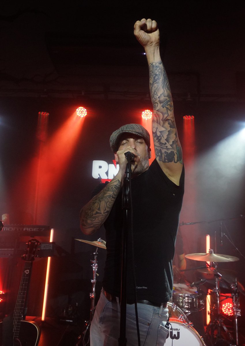 Hoy llegó a sus 50 este man <a href="/Leontebordanea/">Leonte Bordanea</a> #HBD 🎂👏👏👏