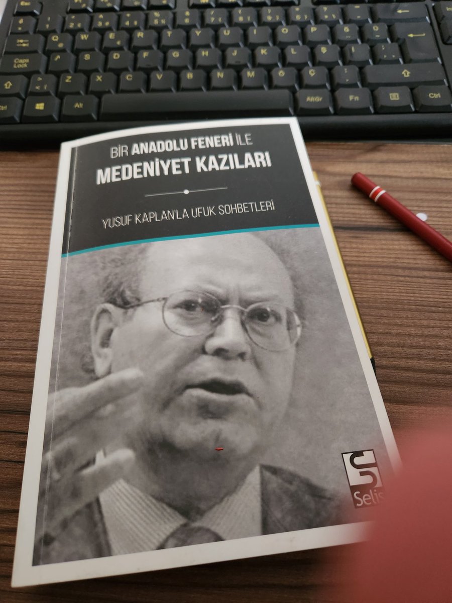 gurcizade's tweet photo. "Şikayet etme, bir hikâye inşa et."
Durma ! Koş !
Bir hikaye inşa edemesende;
Karınca misali bu hikayede safın belli olsun, dedim. Vesselam...
@yenisafakwriter
@MtoBilgi
#MedeniyetTasavvuruYolculuğu
#MedeniyetKazıları
#Selis
#AytenÇalışKutçu https://t.co/lAM4AFLXN9