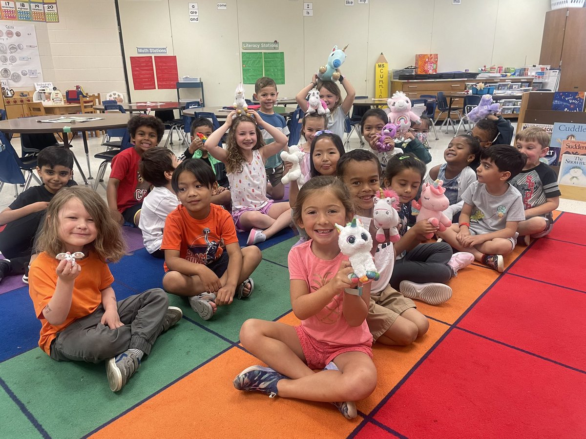 U is for unicorn! 🦄