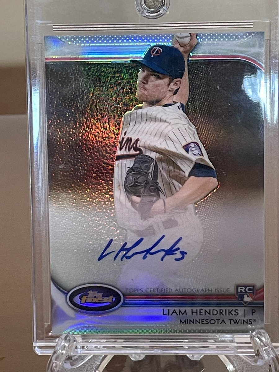 Yurks_Cards tweet media