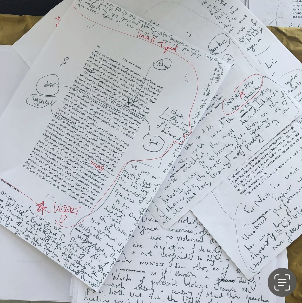 Author <a href="/simonmontefiore/">S Sebag Montefiore</a> wrote and rewrote THE WORLD before it landed on bookshelves across the globe! Check out this little glimpse into its writing process. #TheWorldaFamilyHistoryofHumanity 

📖: penguinrandomhouse.com/books/646495/t…