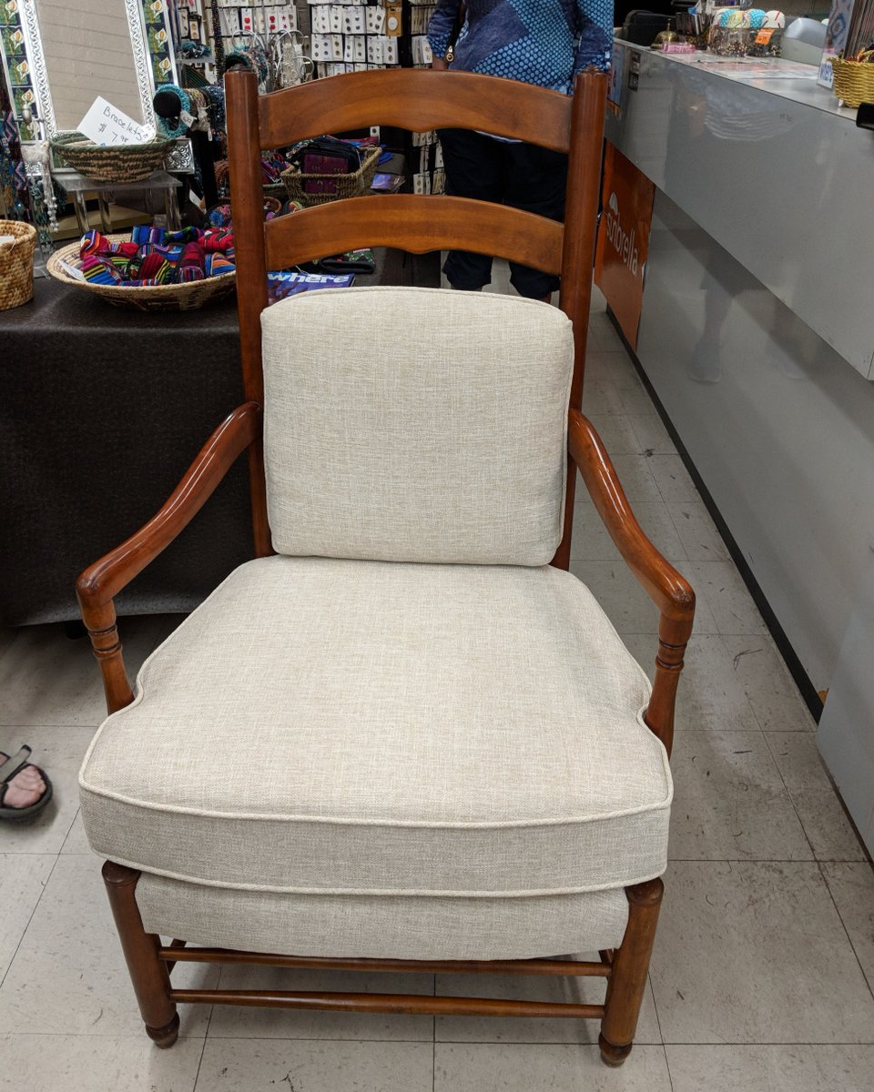 Been wanting to have your furniture upholstered? Fabrics That Go is your go-to store: bit.ly/3PYiDmB 

#Upholstery #Reupholstery #Drapery #Fabrics #Fabric #FabricDesign #FabricShop #Sewing #Textile #TextileDesign #SupportLocalAZ #Tucson #Arizona