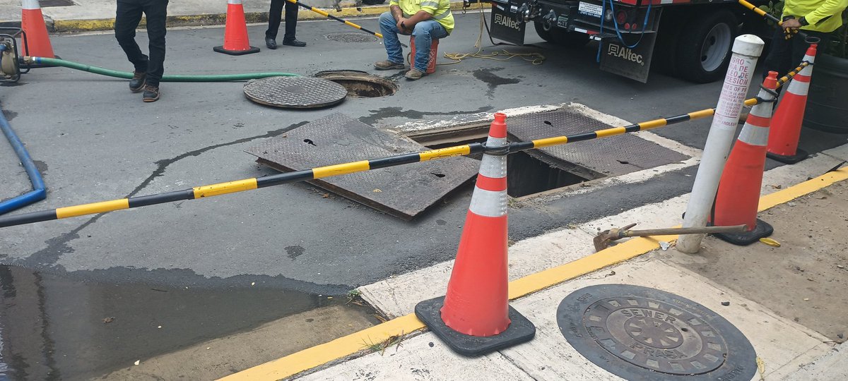 raquemarie's tweet photo. @KontrastePR @Metro_PR @LumaPR trabajando en la situación. Gracias! https://t.co/gA2Nq17Jvg