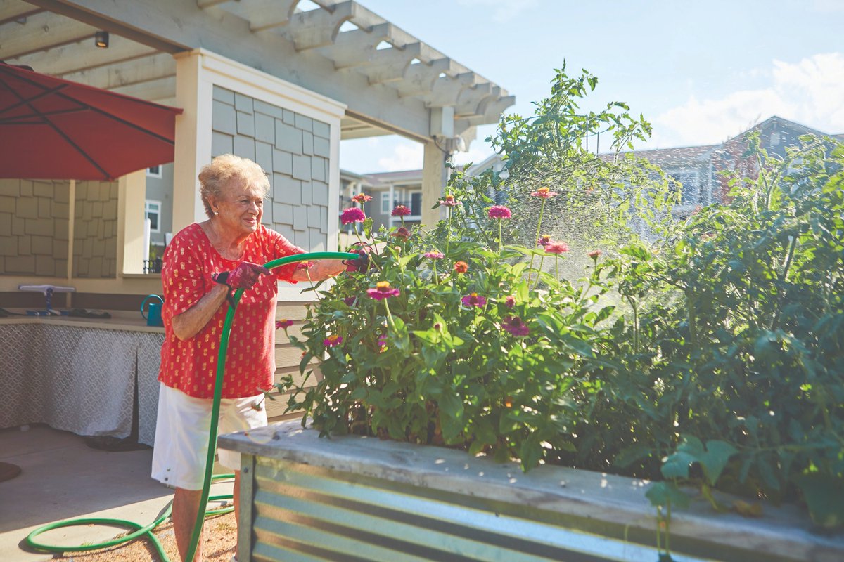 OklahomaMag's tweet photo. If you’re looking to move from a private residence to a senior living community, options and amenities are endless. Read more here: https://t.co/EbCNzN8Pwb https://t.co/xlQFG3BdWh