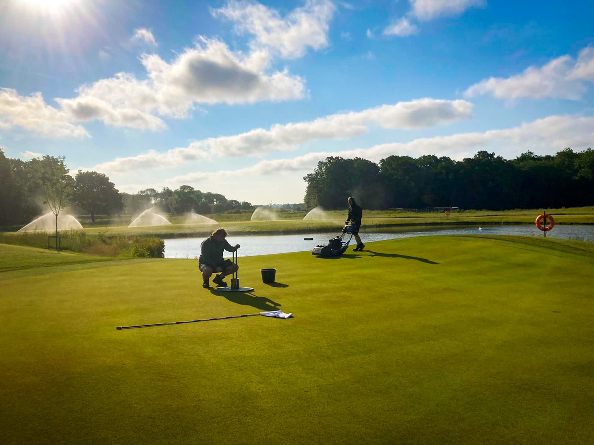 IngestreParkGC's tweet photo. The morning set up πβ³οΈ
Not a bad office π
#setup #coursesetup #office #golfcourse #greenkeepers #greenkeeping #golf #golfing https://t.co/UlmdAXFSoj