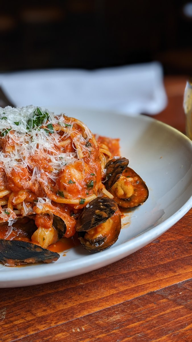 cafeveronaind's tweet photo. Have you enjoyed a plate of our Pasta Di Mare yet? If you love seafood and dishes that are on the spicier side, this is an excellent choice! Spaghetti pasta with mussels, scallops, and shrimp with a spicy arrabbiata sauce - delicious! https://t.co/PsSuQ5H7nd