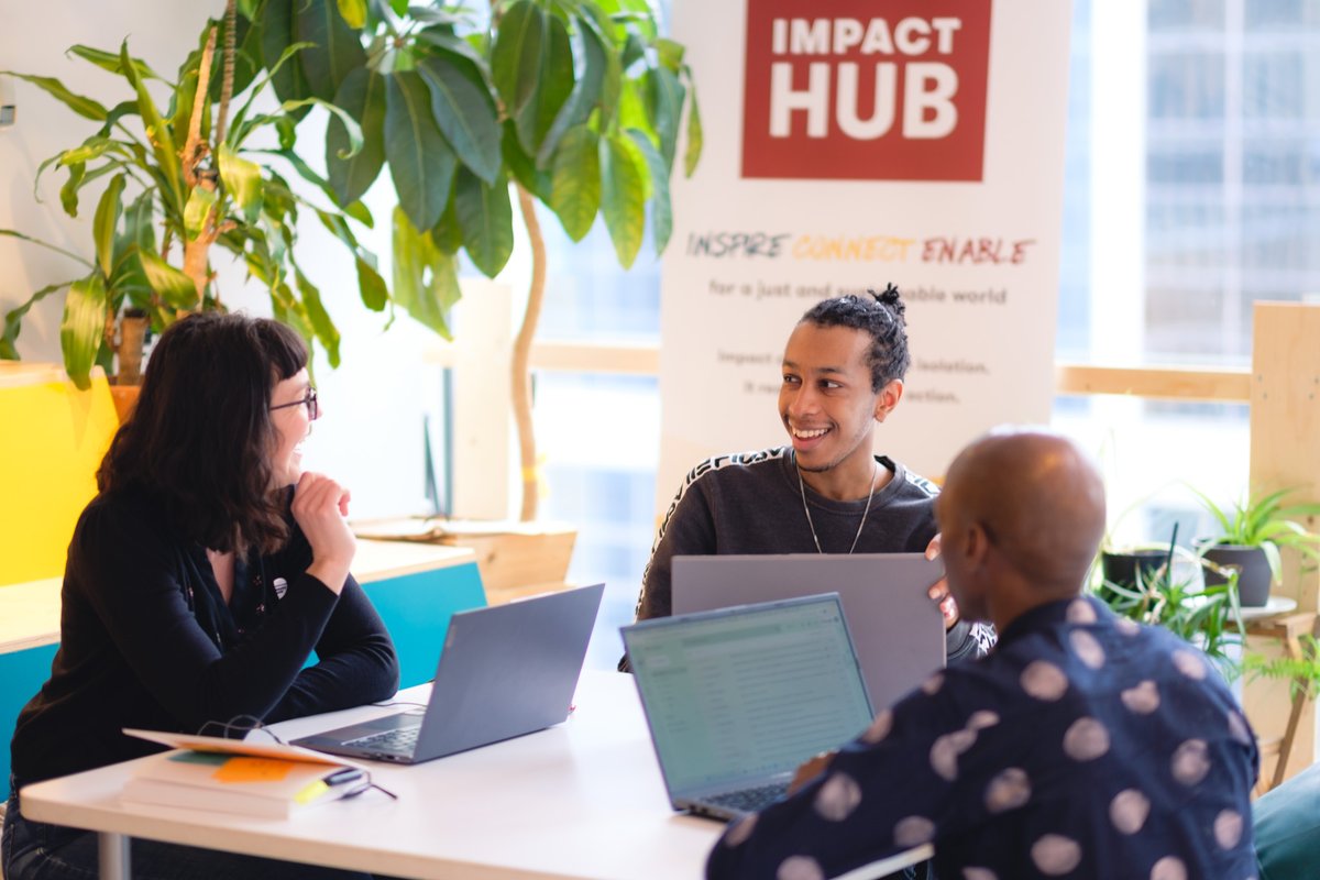 Impact Hub Ottawa (@hubottawa) on Twitter photo Meet Chohi, a new member joining us most weeks at the Hub for in-person collaboration sessions with the <a href="/CapitalRefuge/">Capital Rainbow Refuge 🌈</a> team!
Learn about Chohi & his work building capacity among community groups sponsoring LGBTQI+ refugees on our 'Meet our Members' page: bit.ly/3LdOkpQ Meet Chohi, a new member joining us most weeks at the Hub for in-person collaboration sessions with the <a href="/CapitalRefuge/">Capital Rainbow Refuge 🌈</a> team!
Learn about Chohi & his work building capacity among community groups sponsoring LGBTQI+ refugees on our 'Meet our Members' page: bit.ly/3LdOkpQ