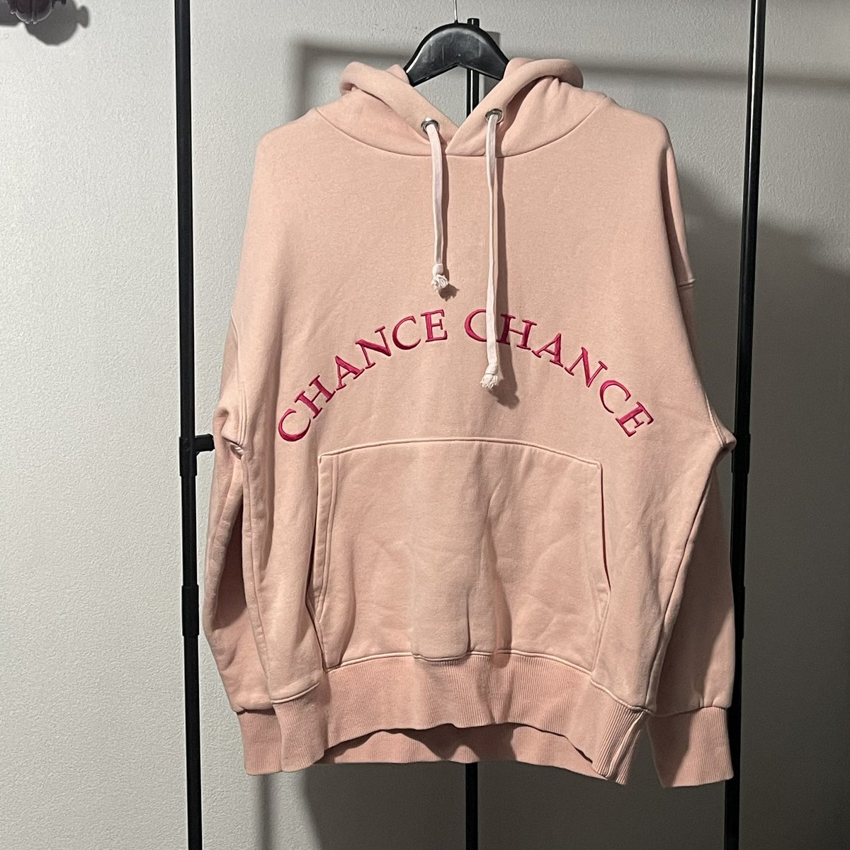 studio_doublep's tweet photo. Chancechance hoodie สีชมพูอ่อน ปักโลโก้ข้างหน้านะคะ ตัวนี้เป็นเชือกแทนงับ
✿ สภาพโดยรวม 9.5/10
✿ อก : 46 ยาว : 27
✿ 350.-ส่งฟรี
#สเวตเตอร์มือสอง #ส่งต่อเสื้อผ้า #สเวตเตอร์ #พรีออเดอร์เกาหลี #ไอดอลใส่ #chancechance https://t.co/WZJZ3g3ajX