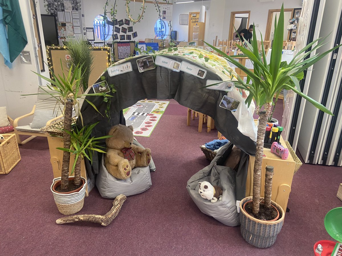CroftEnabling's tweet photo. All set up for going on a bear hunt next week. We are very excited! 🐻🐻
@ElliotFndtn https://t.co/2pQV58slEo