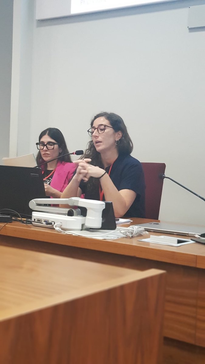 AssoComPol's tweet photo. Si conclude l'ultimo panel di oggi della Sala Laurea Rossa con la sessione "Information and disinformation in platformised politics"
🎤 @gba_mm
🗣️ @Gi_hades, @lauraiannelli, @rosanna_de_rosa, @FubiniAlice https://t.co/NIpmHmyWBg