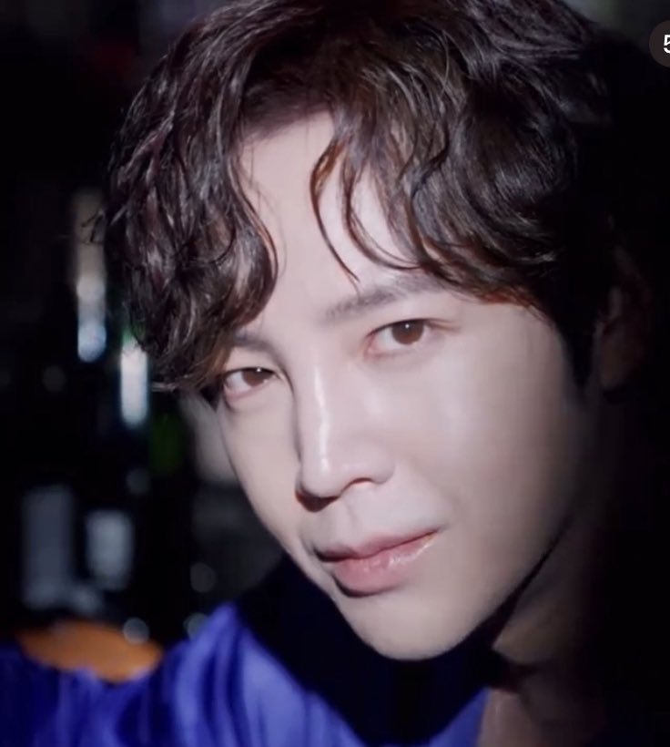 sanda0712's tweet photo. 2023/5/29
#EmotionMV 撮影のホテルに宿泊
#誕生日渡韓
@AsiaPrince_JKS
AndazHotel江南
アク�����ンから直ぐ
EmotionMVのラストシーンで
グンちゃんがワイン🍷を片手に
決め顔シーンでカーテンが閉まります。
このホテルはレースのカーテンが
自動で閉まるんです‼️
嬉しくて開けたり閉めたり😍 https://t.co/3KMb4R6zkQ