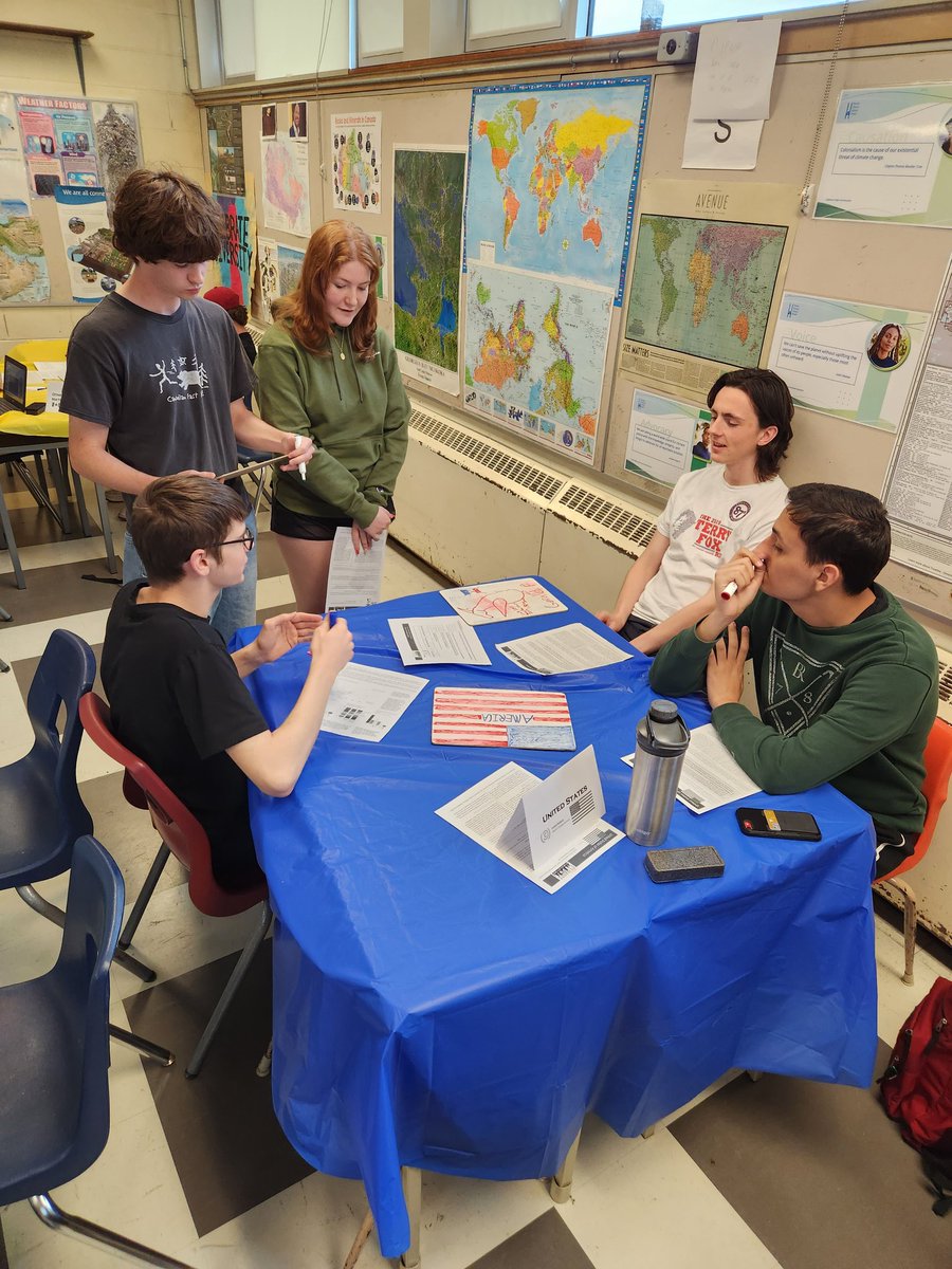 GDHSGlobalEd's tweet photo. Our CGR4M1 students recently did a Climate Change Conference simulation. They saw how important, yet difficult, it is for real countries to agree on emissions reductions! https://t.co/zPzdGJqaUa