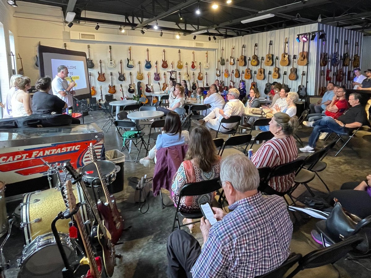 We had a blast seeing everyone at our recent Leadership Lessons with Ted Lasso event! Huge thank you to Fondren Guitars for hosting us! If you missed us, don't worry! We'll see you at our next event in the Fall! ⚽😉

#TedLasso #LeadershipLessons #Leadership #Millsaps #ElseSchool