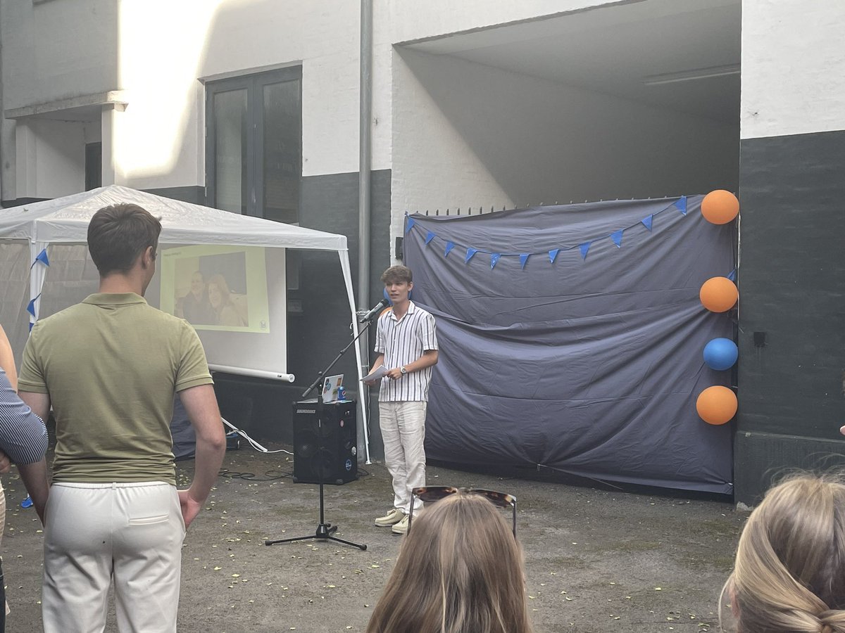 Velkommen til <a href="/Lucaswestphal19/">Lucas Westphal</a>, Django og Andreas. I <a href="/DanskeEG/">Danske Erhvervsskoler og -Gymnasier</a> ser vi frem til samarbejdet det næste års tid #uddpol