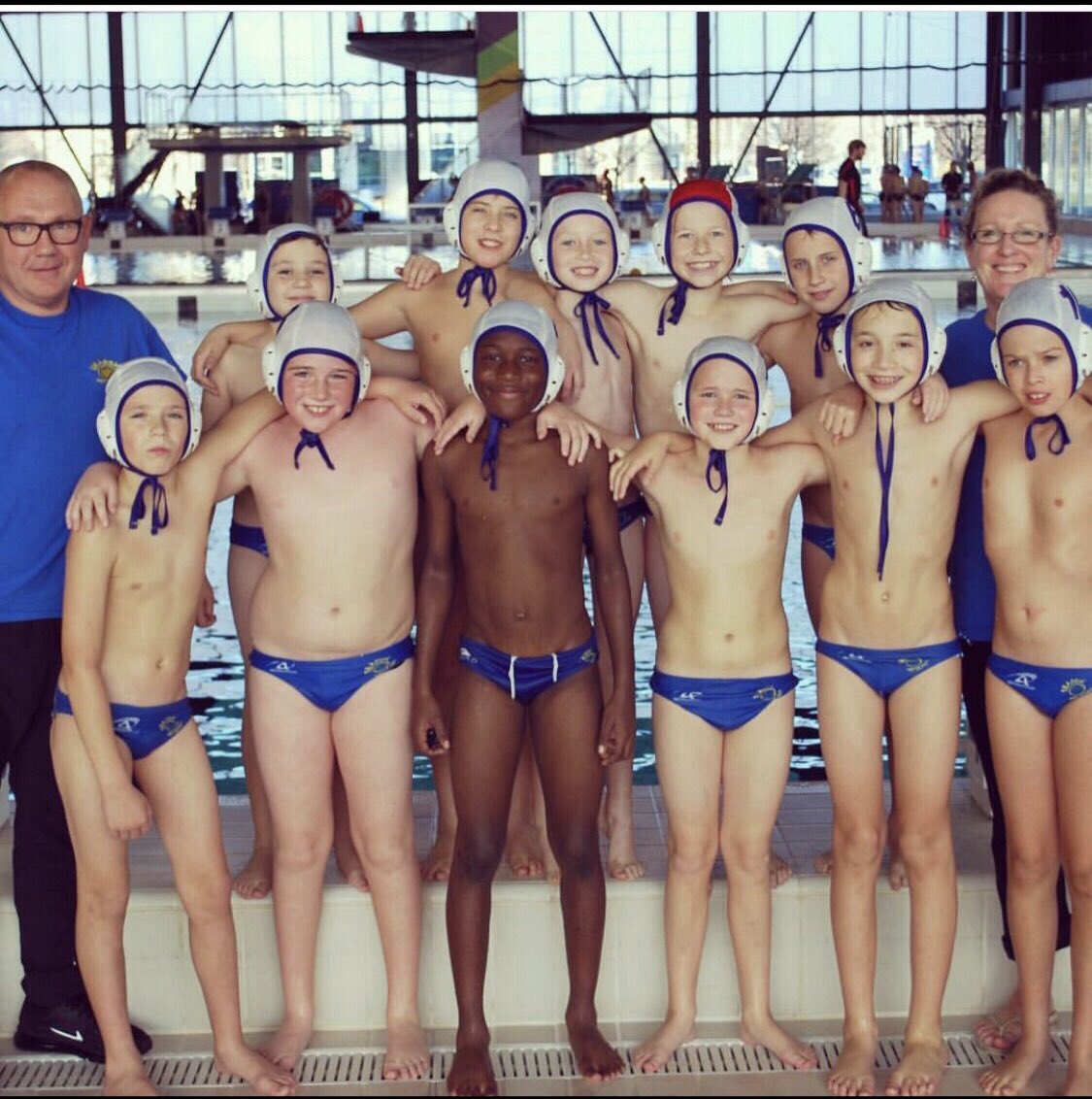 FLASH ⚡️back Friday .
U12 Gatineau Cup Nov 2016.
#myteam #waterpolo #athlete #swimming #friendships #10yrsold 
#tournament #goodtimes @TheAlliance_WP @NCAA_Water_Polo