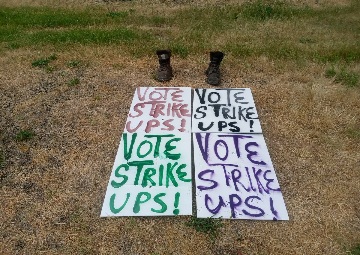 BrJoeBalkis's tweet photo. 6/6/23
#Members should vote to authorize a #strike. It doesnt mean we will, but it is to pressure #upsManagement & #TeamstersOfficers to #negotiate a better #upsContract. A #StrikeAuthorizationVote is the 1st step to #WildCat if a contract is forced on us.
https://t.co/wu9zG9K904 https://t.co/qPKZuhOKdX