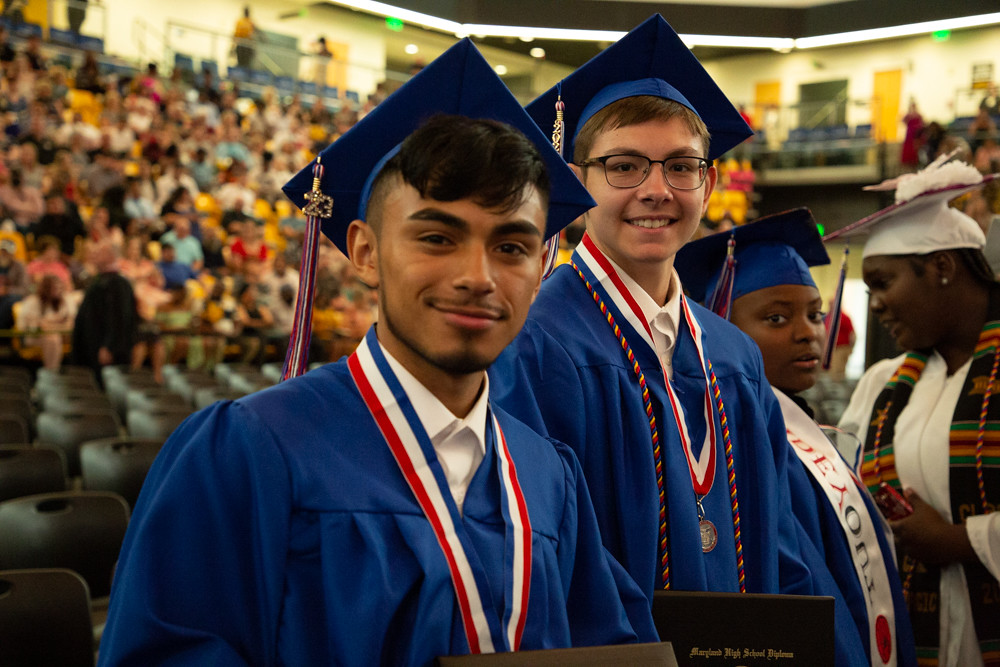 ✨ We are so proud of the #TeamBCPS Class of 2023!Photo albums will be added to the BCPS Flickr page as they become available. Don't forget to share your favorite snapshots using #bcpsgrad.

➡ flickr.com/photos/bcps/al…