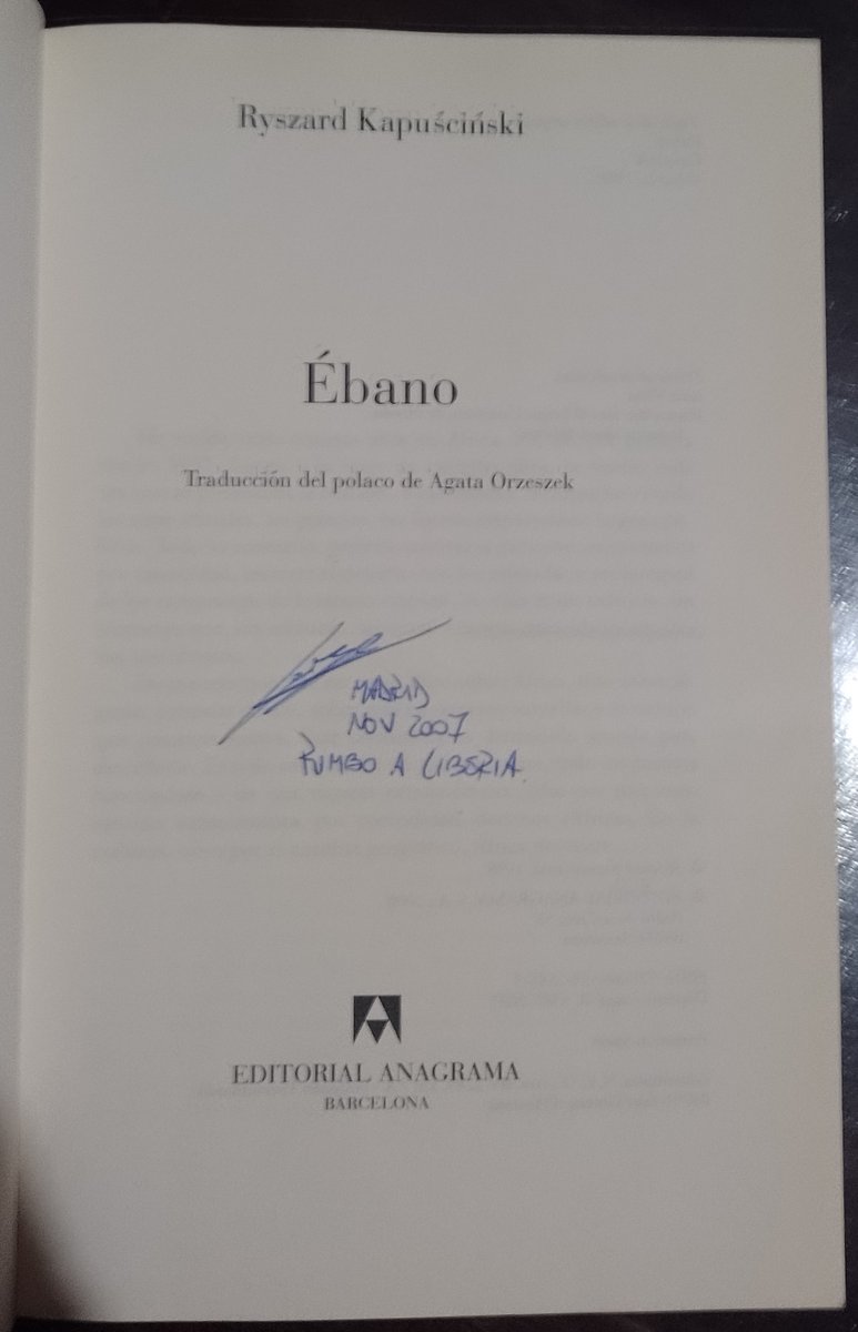 rlascal's tweet image. Tuve la suerte de ir a África antes de haber leído este libro de &quot;Kapuchinsky&quot;,  Ébano.
Muy recomendable. Existe el riesgo de ver el continente con su mirada.