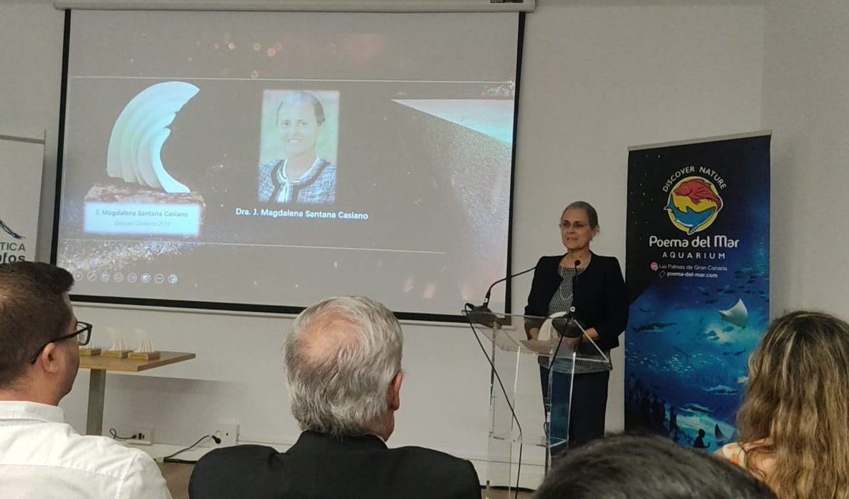 📢 Last night, in honor of #OceansDay, the Sociedad Atlántica de Oceanógrafos 🌊hosted a magnificent award ceremony. Our esteemed member, @MSantanaCasiano, received the well-deserved recognition in the individual category. 👏
@IOCAG1 @ULPGC @fccmar_ulpgc