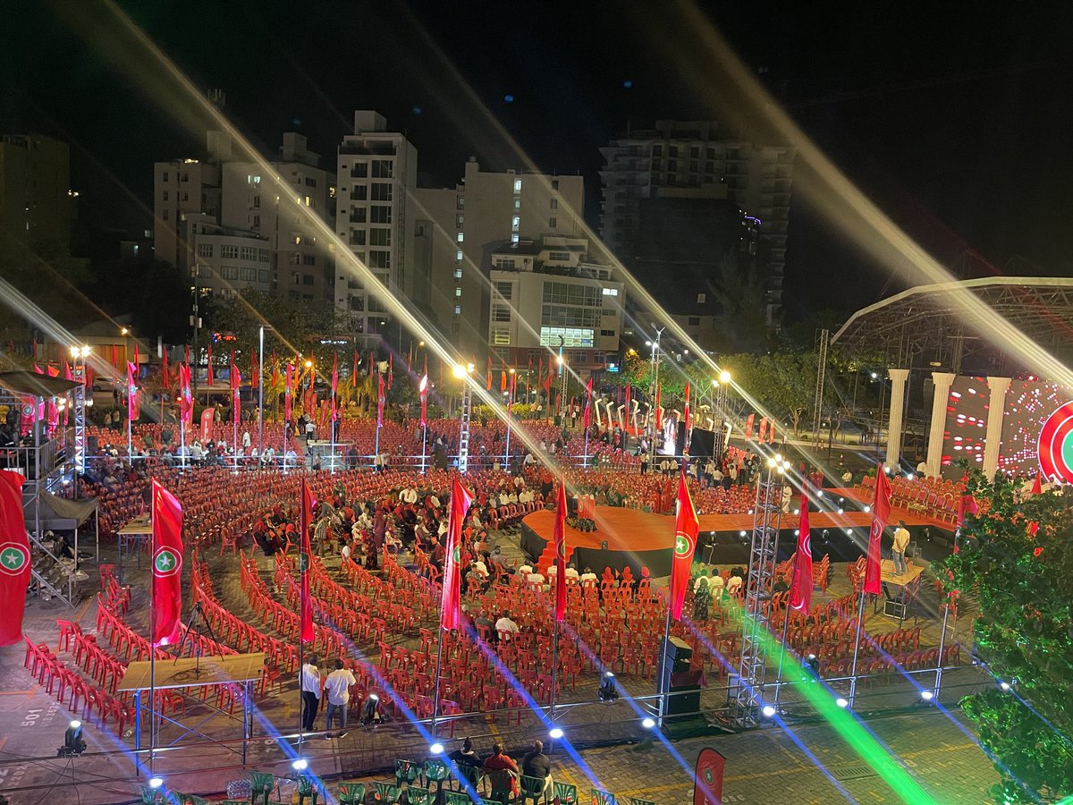 This is right now.

I honestly feel bad &amp; sad for <a href="/qasimibrahim/">Qasim Ibrahim</a>.

But calling on people not to attend Southern Border jalsaa was his biggest mistake &amp; it caused the biggest reputational damage to JP so far. 

They are now paying the price.