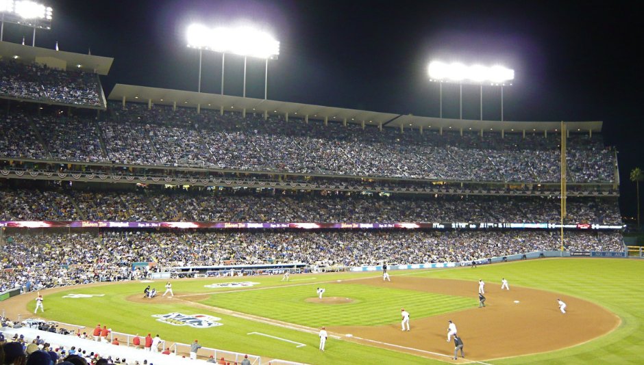 Sports hold a unique amount of power—and they can help us move away from #RainbowCapitalism, toward genuine #LGBTQ inclusion. Read our latest blog for #Pride2023!  

inclusionplaybook.com/post/moving-be…