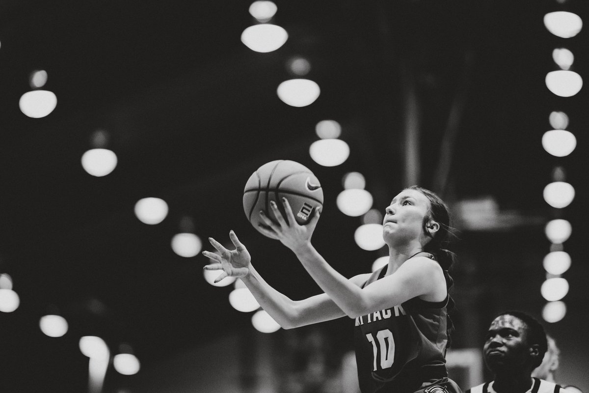AllIowaAttack's tweet photo. 🏀𝓖𝓐𝓜𝓔𝓓𝓐𝓨🏀
at the Midwest Girls Classic
🗓️ June 9-11
📍Ames, IA

GO ATTACK‼️
#AttackTourneys | #AttackFamily https://t.co/fwJo2vFlhj