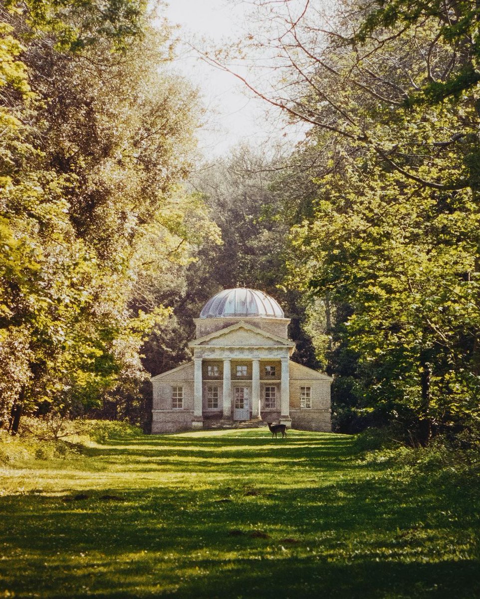 HolkhamEstate's tweet photo. The Doric Temple was one of the first buildings to be constructed at Holkham, preceded only by the Obelisk in 1729-30. The vision of Thomas Coke's love of Roman architecture, and the product of the great designer, William Kent.

📷 @alexghewitt https://t.co/jk3jHw1Cl2