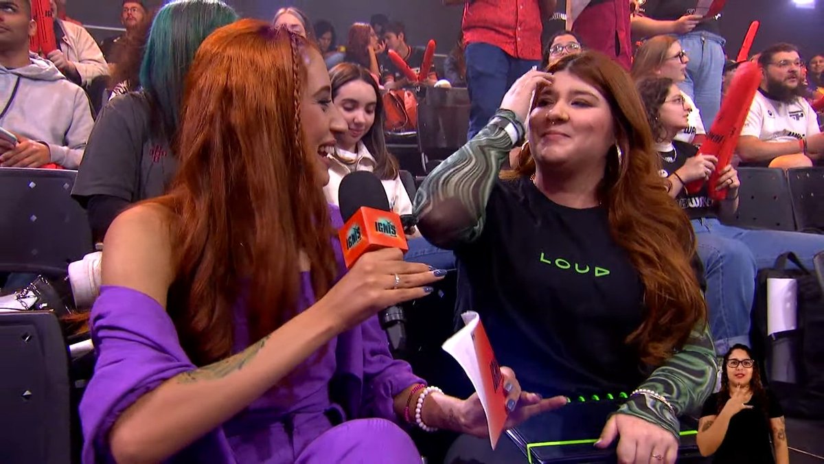 loudinhos's tweet image. A nossa analista @LOUD_Mytka, que fez parte da comissão técnica campeã do último CBLOL está presente na final da #IgnisCup 💚