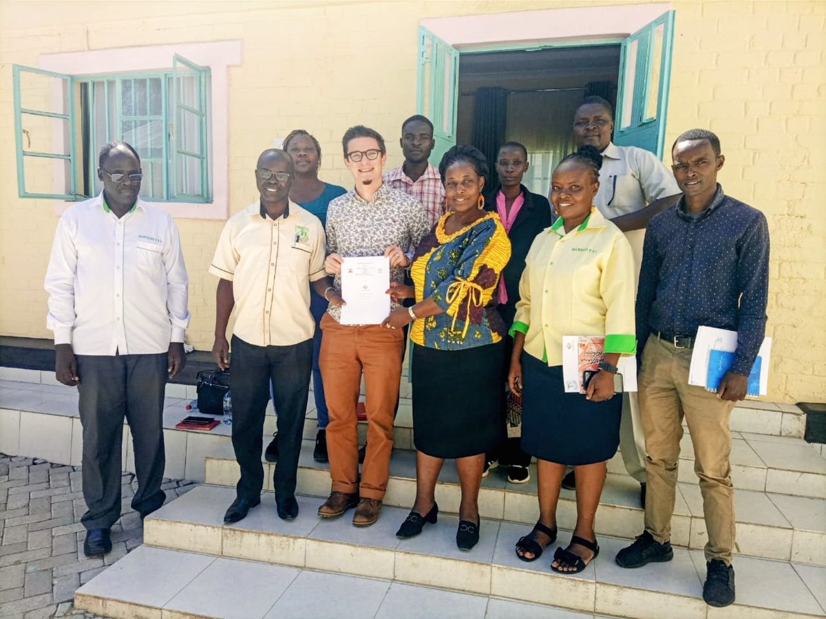 Jon Leary tweet media