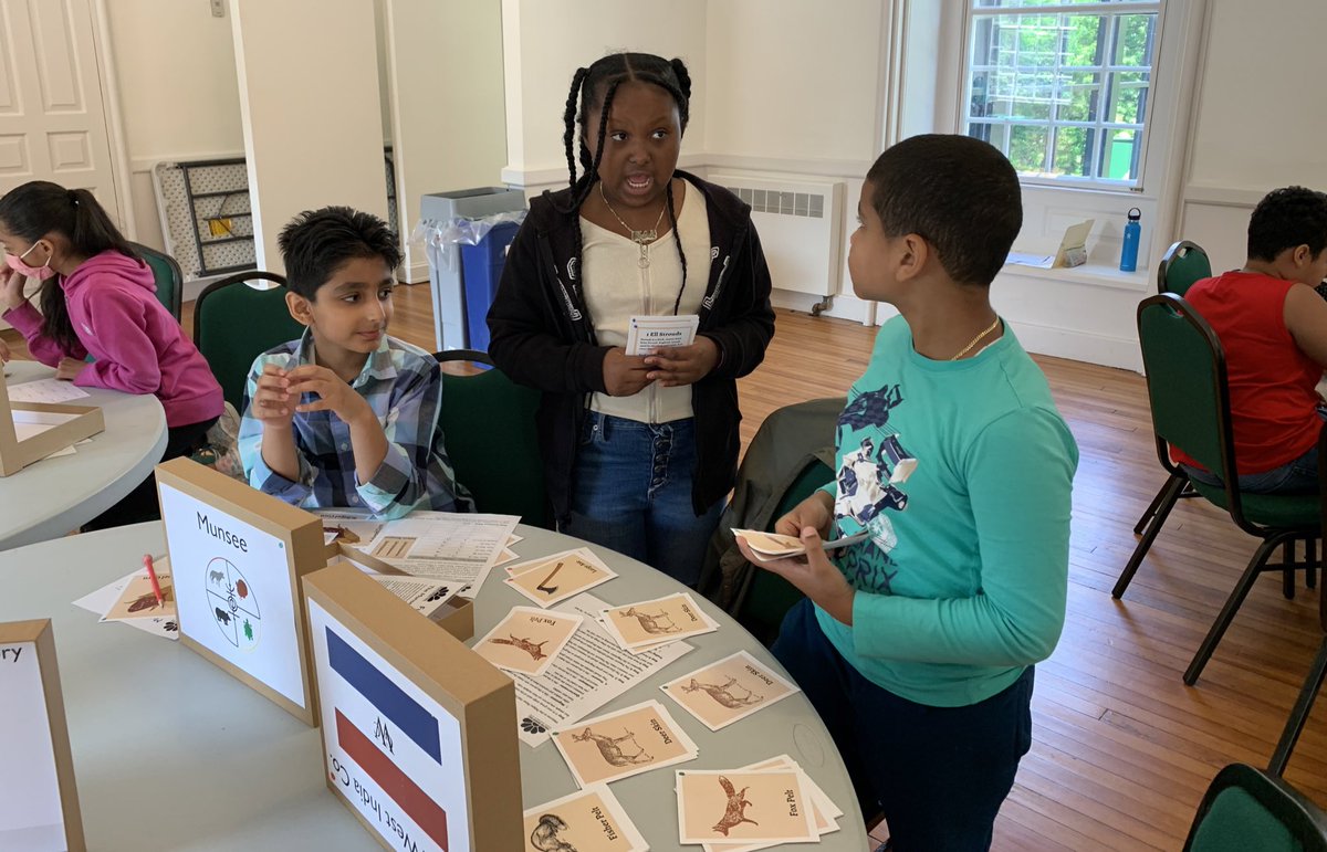 YPS_Inquiry's tweet photo. Family School 32 at the Philipse Manor Hall! Students are waking the galleries and engaging in the fur trade game! Thank you PMH for facilitating! @YonkersSchools @SuptQuezada @RcollinsJudon @DrF_Hernandez @FamilySchool321 @PhilipseManor https://t.co/shUELSWExl