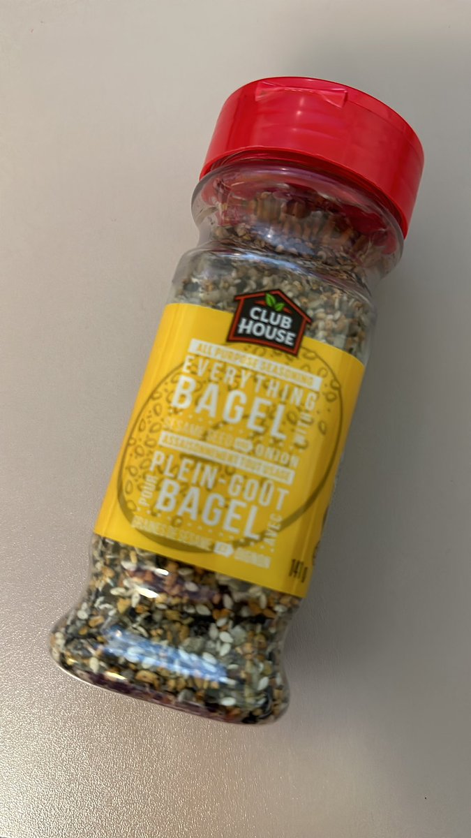 CookingUncleB's tweet photo. Avocado Toast @ Work! So Delicious with Everything Bagel Seasoning! 😋#avocado #breakfast #snacks #CookingWithUncleB #FridayMotivation https://t.co/uY8HJt80Gd