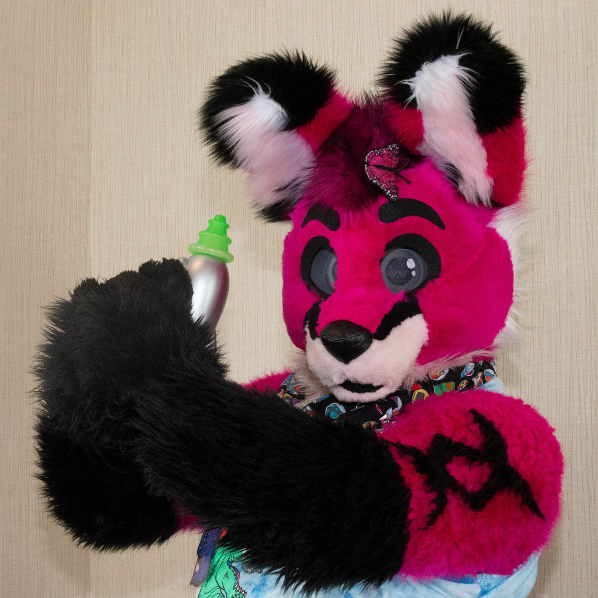 AndrewFenbit's tweet photo. Merry #FursuitFriday yall!
#Fursuit #fenbit https://t.co/MUCTTN4iIl