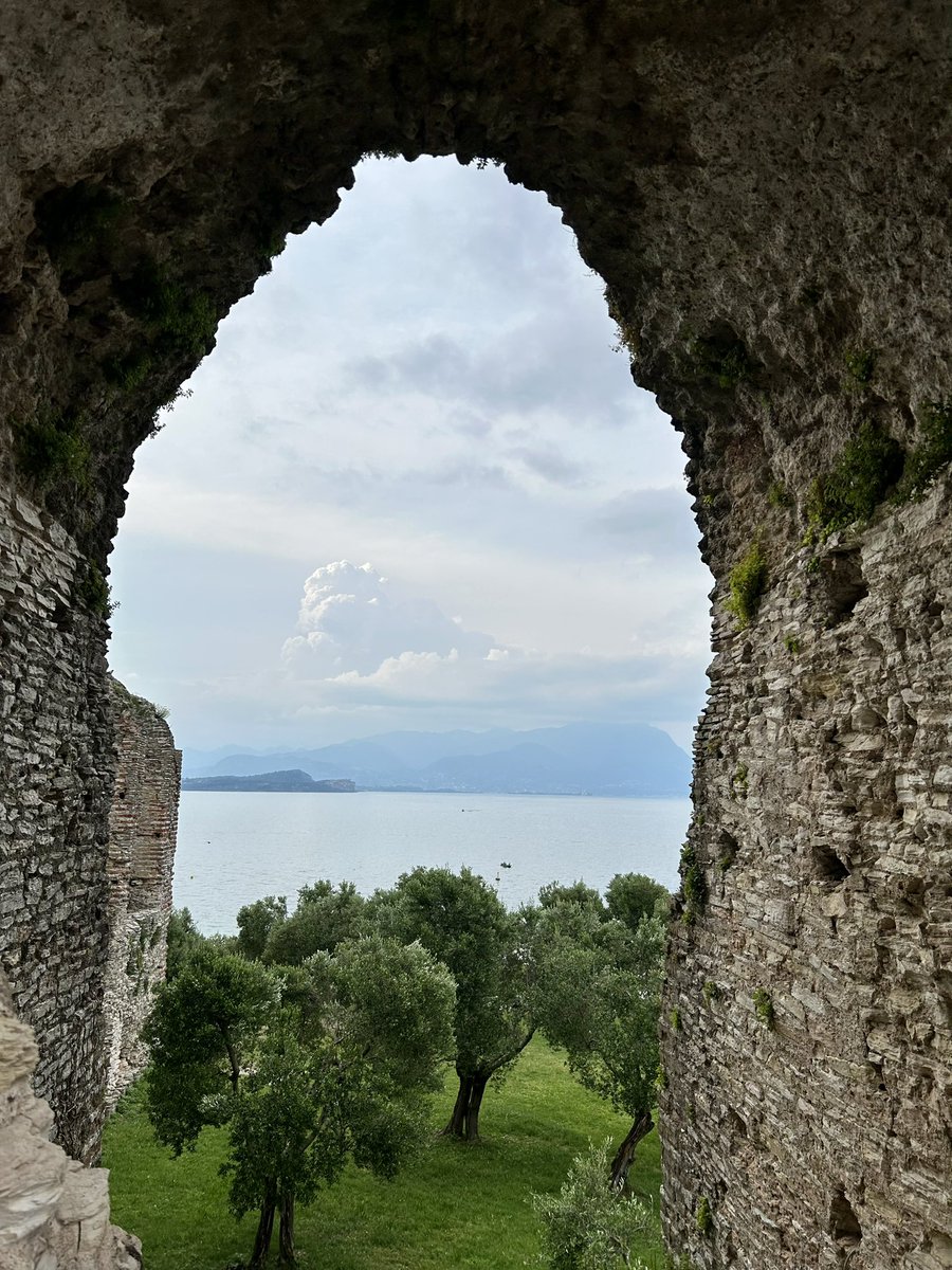 Grotte di Catulo #sirmione #lagodigarda #italia #italy #viatge #voyage #primavera2023
#spring2023