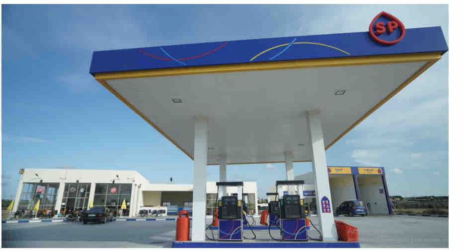 IGIHE's tweet image. Société Pétrolière isanzwe icuruza ibikomoka kuri peteroli mu Rwanda n’umufatanyabikorwa wayo BB Energy, yafunguye sitasiyo itanga izi serivisi mu mazina ya Société Pétrolière Maroc.
ow.ly/UkAM50OKGh1