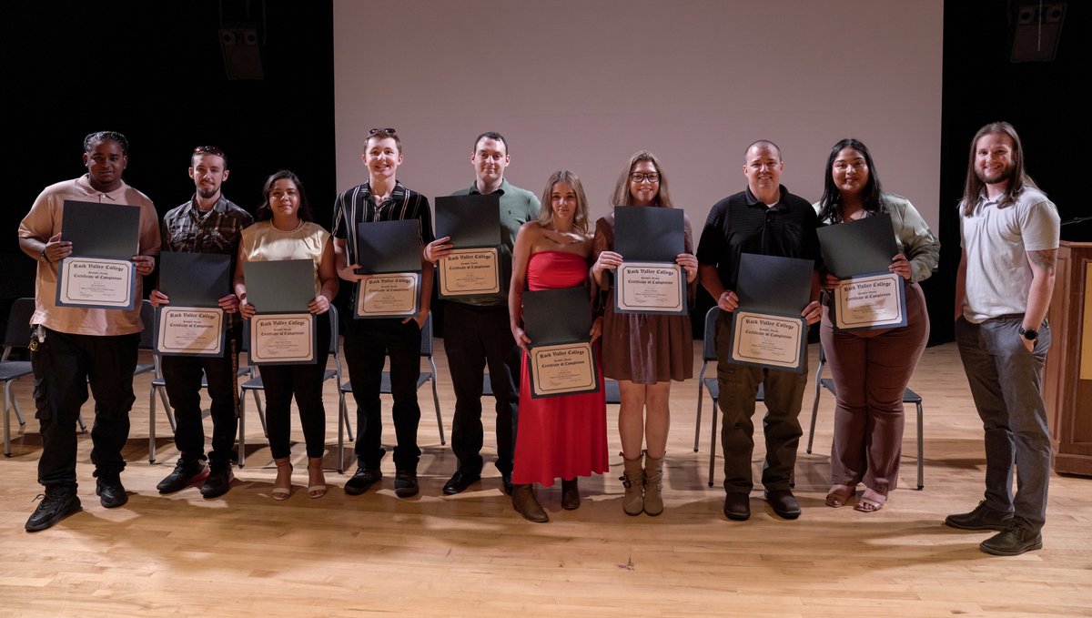 rvcgoldeneagles's tweet photo. Congratulations to our most recent graduates of the HCCTP Apprenticeship Readiness Program! π #HCCTP #RVCGrad23 #Graduates #PreApprenticeship #SkilledTrades #Trades https://t.co/NE3zm23ppX