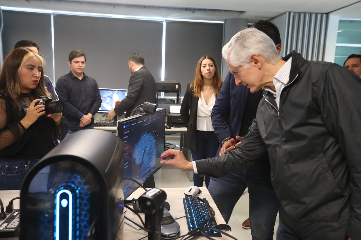El nuevo Laboratorio de Realidad Virtual y Edición Digital de la <a href="/UAEM_MX/">UAEMéx</a> cuenta con un área de impresión y escaneo en 3D.